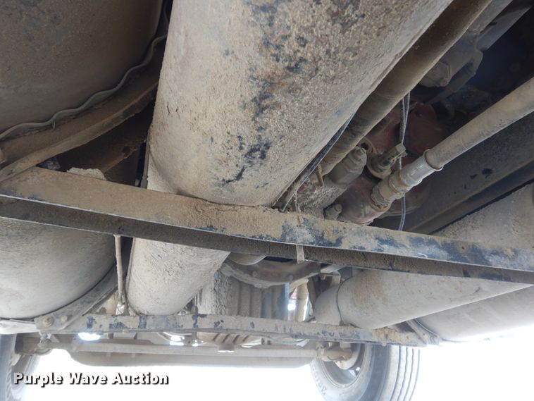 image for item DH6567 1995 International 9300  dump truck