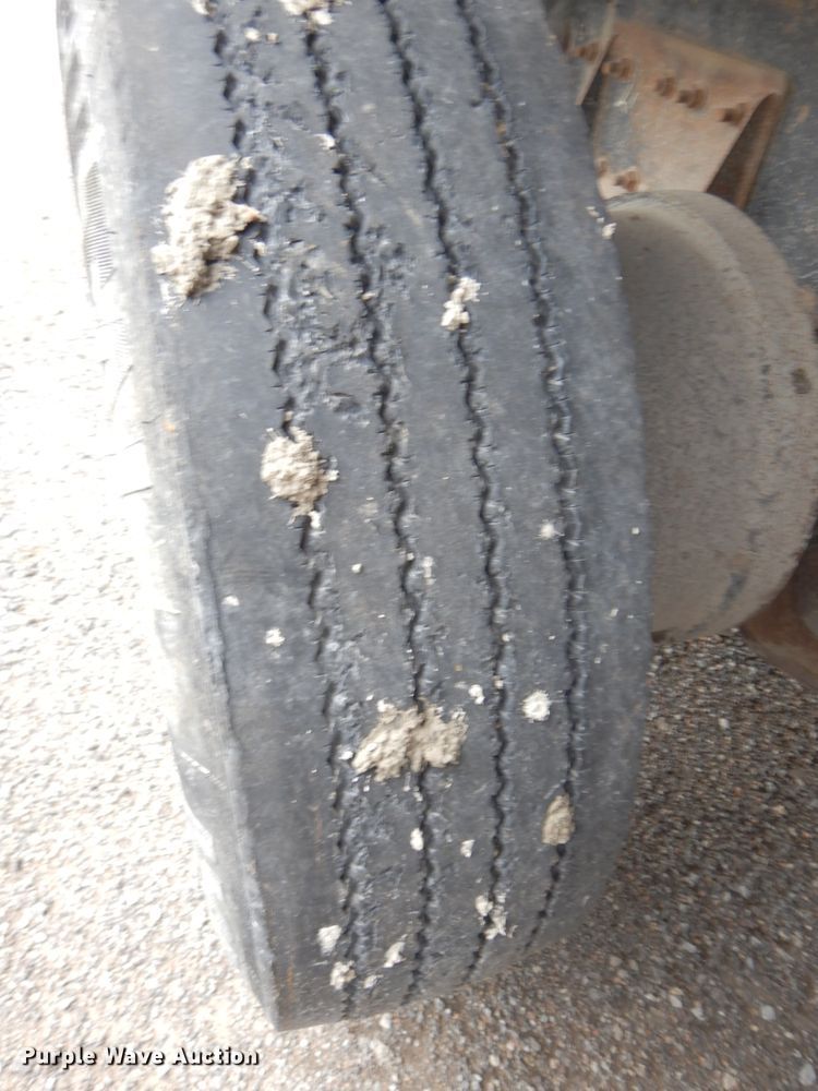 image for item DH6567 1995 International 9300  dump truck