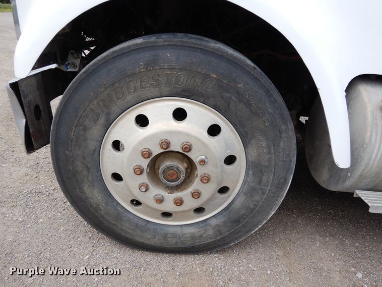 image for item DH6567 1995 International 9300  dump truck