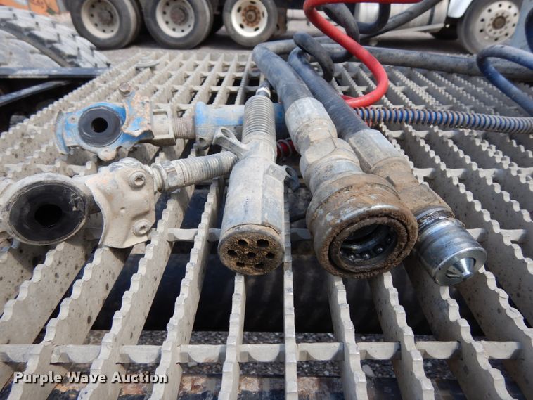 image for item DH6568 1998 International 9200  semi truck