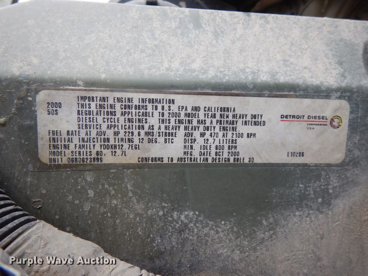 image for item DH6569 2001 Volvo VNM42T  dump truck