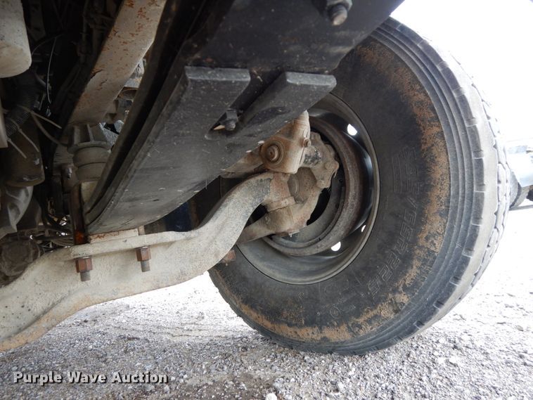 image for item DH6569 2001 Volvo VNM42T  dump truck