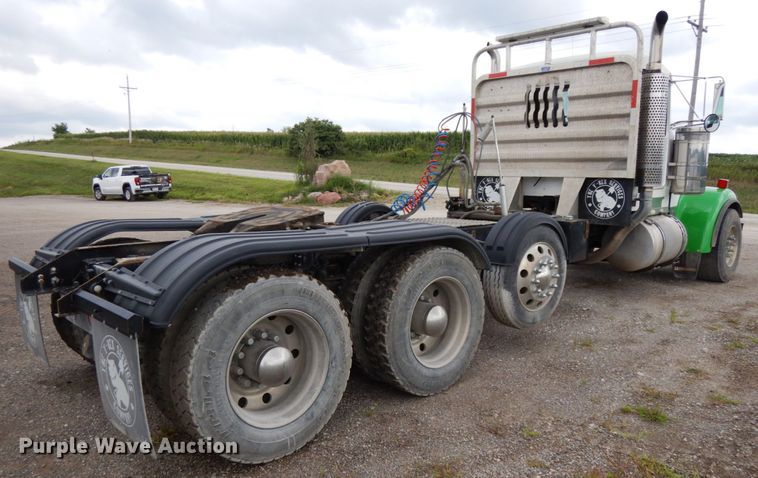 image for item DH6570 1996 Kenworth W900B  semi truck