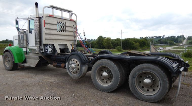 image for item DH6570 1996 Kenworth W900B  semi truck