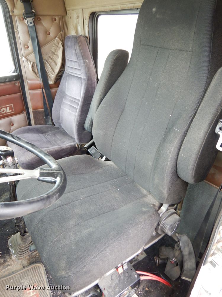 image for item DH6570 1996 Kenworth W900B  semi truck