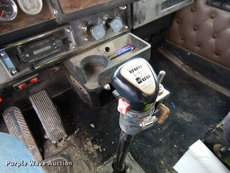 image for item DH6570 1996 Kenworth W900B  semi truck