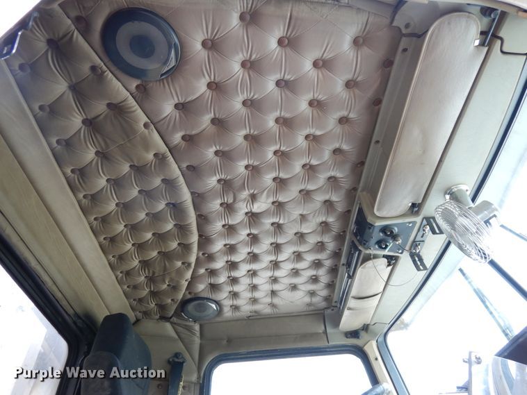 image for item DH6570 1996 Kenworth W900B  semi truck