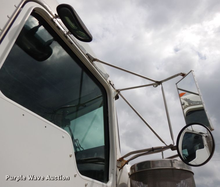 image for item DH6570 1996 Kenworth W900B  semi truck