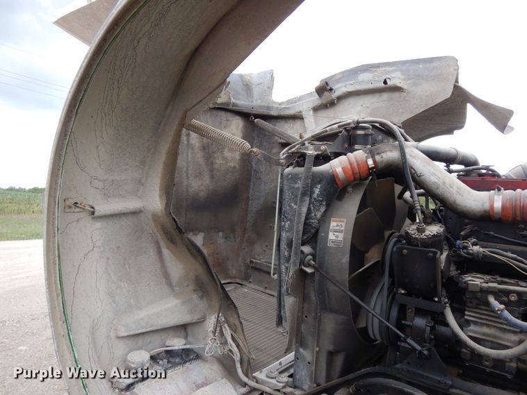 image for item DH6570 1996 Kenworth W900B  semi truck