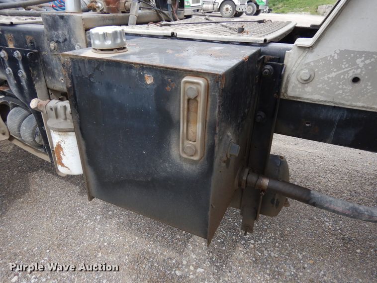 image for item DH6570 1996 Kenworth W900B  semi truck