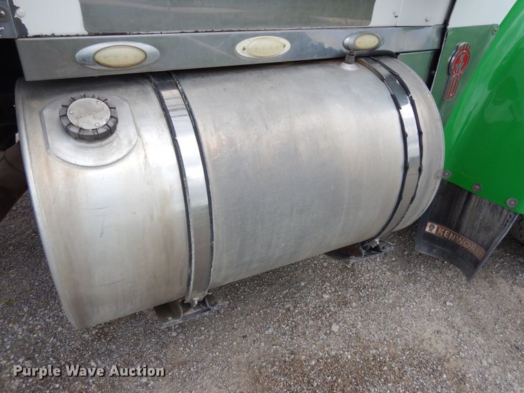 image for item DH6570 1996 Kenworth W900B  semi truck