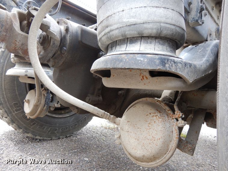 image for item DH6570 1996 Kenworth W900B  semi truck