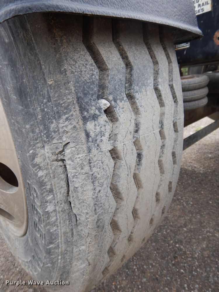 image for item DH6570 1996 Kenworth W900B  semi truck