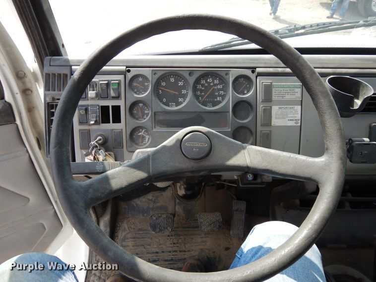 image for item DH6571 1998 Freightliner FL60  utility truck with crane