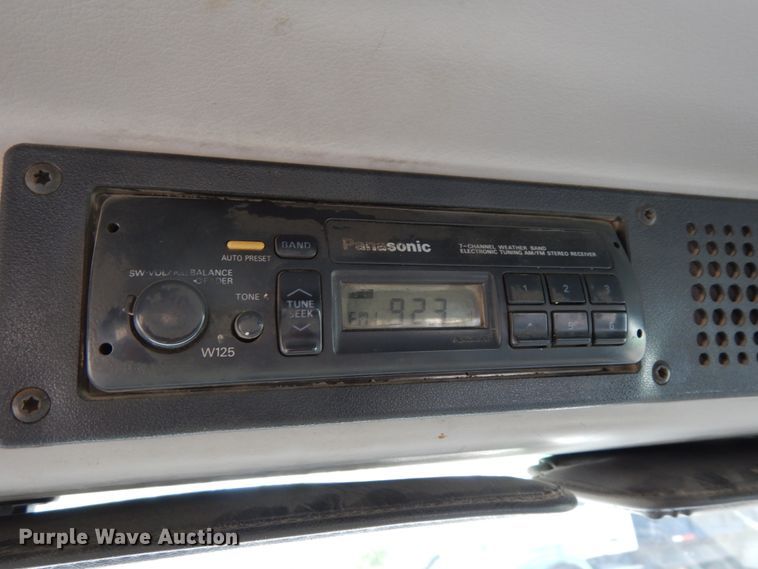 image for item DH6571 1998 Freightliner FL60  utility truck with crane