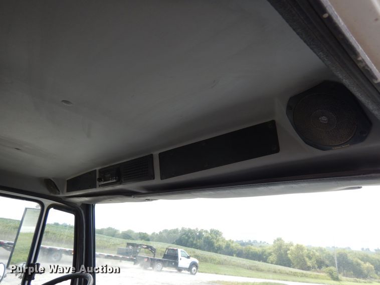 image for item DH6571 1998 Freightliner FL60  utility truck with crane