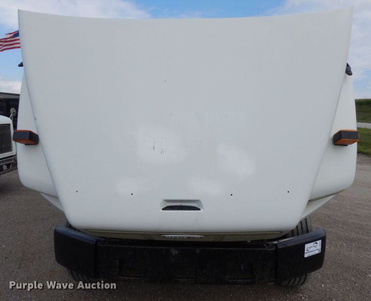 image for item DH6571 1998 Freightliner FL60  utility truck with crane