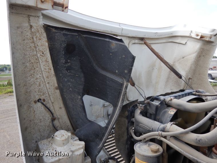 image for item DH6571 1998 Freightliner FL60  utility truck with crane