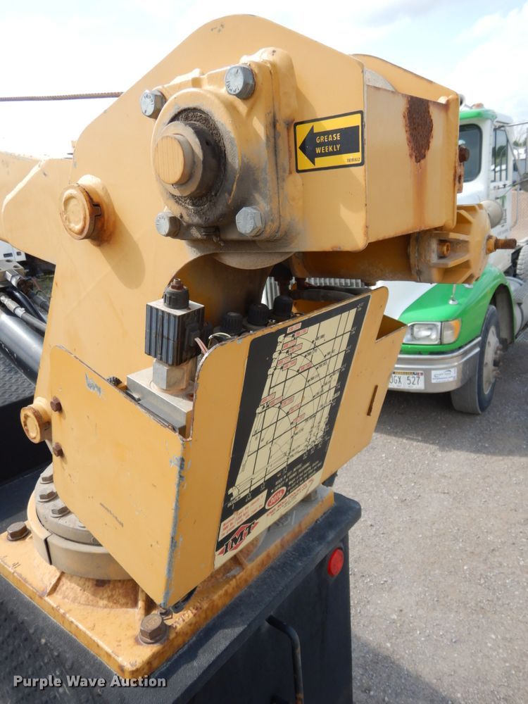 image for item DH6571 1998 Freightliner FL60  utility truck with crane