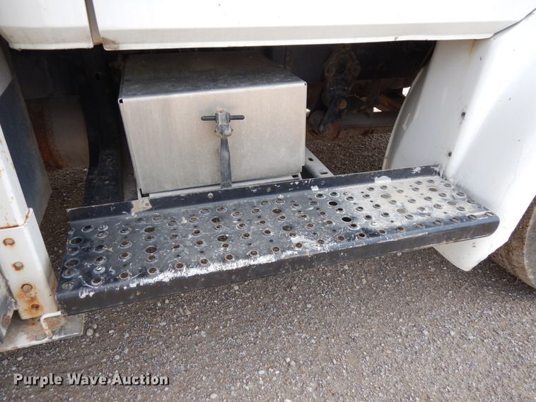 image for item DH6571 1998 Freightliner FL60  utility truck with crane