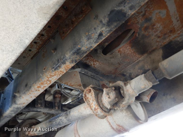 image for item DH6571 1998 Freightliner FL60  utility truck with crane