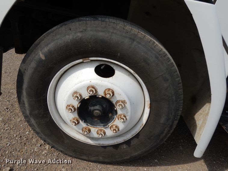 image for item DH6571 1998 Freightliner FL60  utility truck with crane