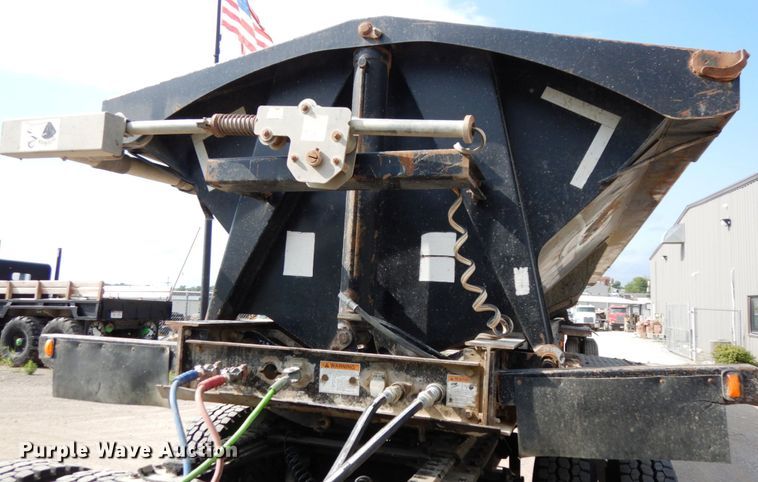 image for item DH6572 2008 Side Dump Industries DS39BAH1R2R11 side dump trailer