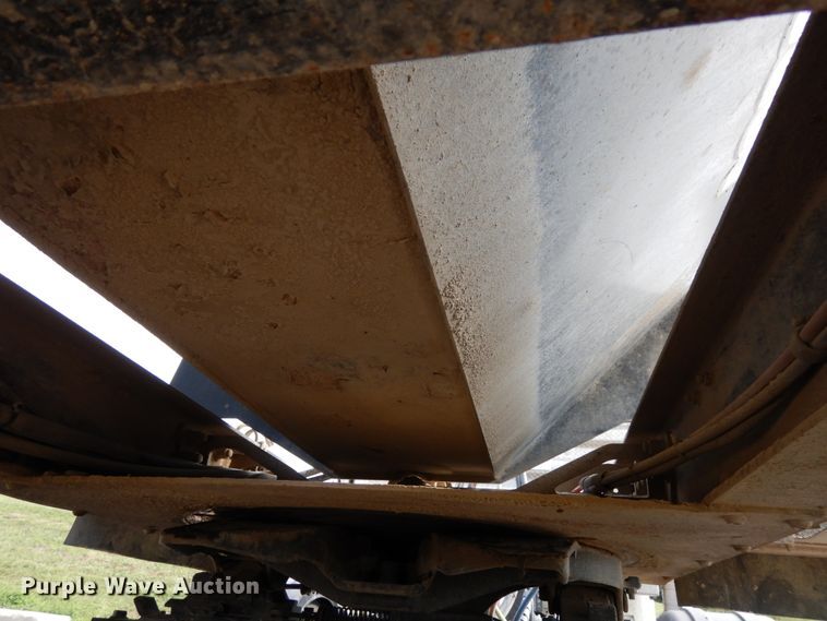 image for item DH6572 2008 Side Dump Industries DS39BAH1R2R11 side dump trailer