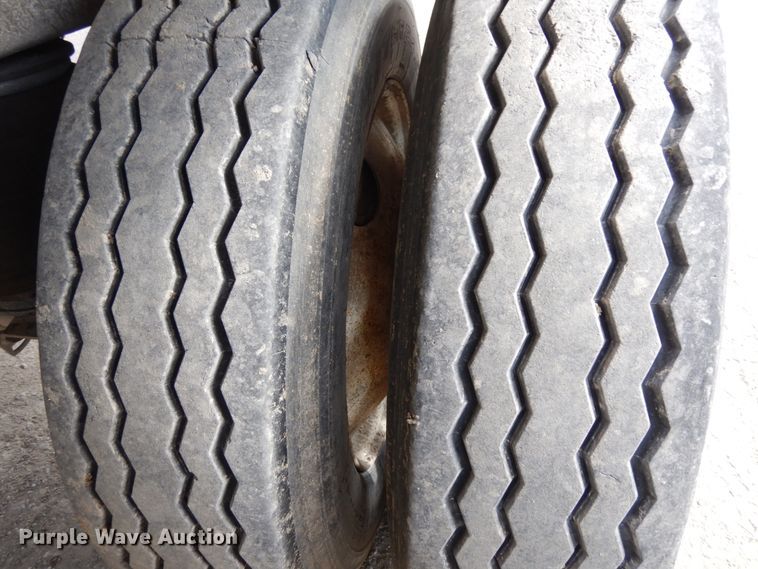 image for item DH6572 2008 Side Dump Industries DS39BAH1R2R11 side dump trailer