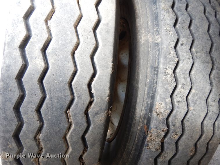 image for item DH6572 2008 Side Dump Industries DS39BAH1R2R11 side dump trailer