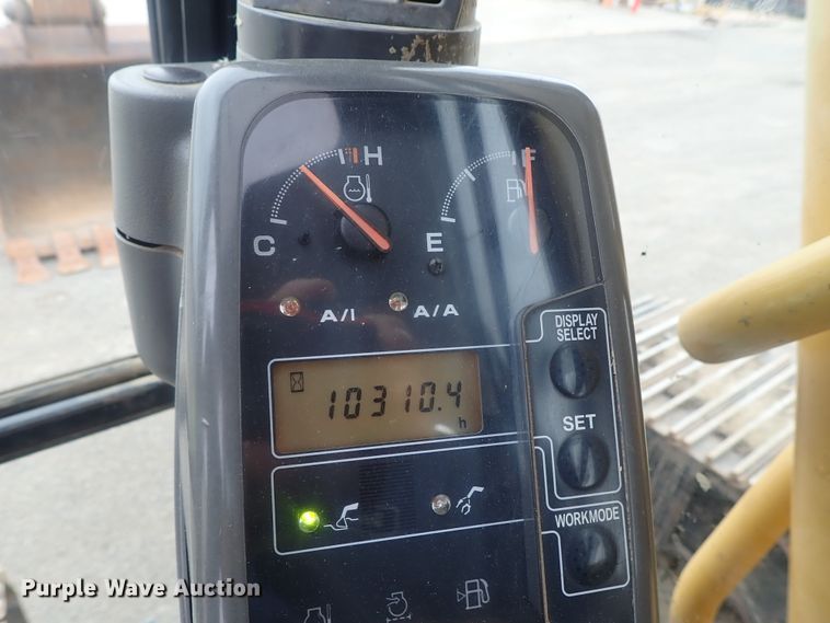 image for item DI4594 2005 John Deere 330C LC  excavator