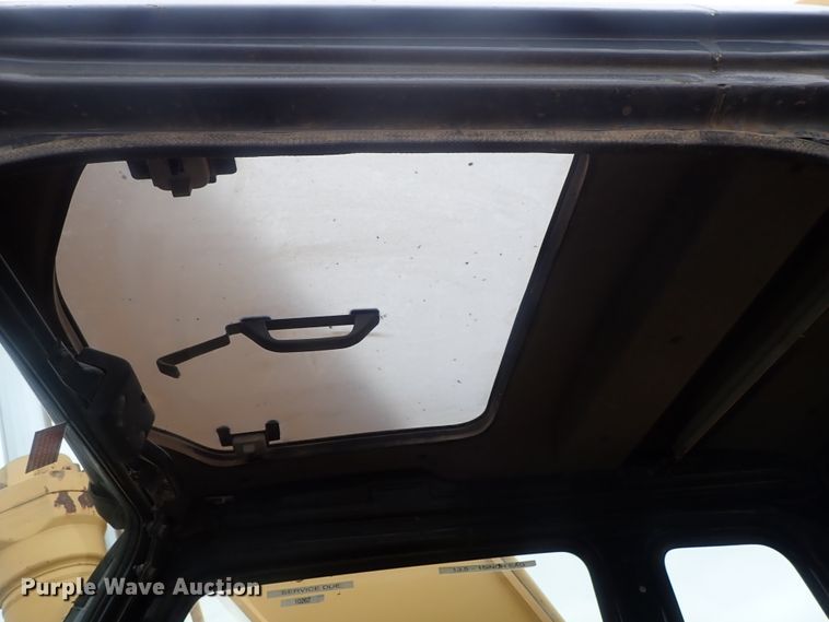 image for item DI4594 2005 John Deere 330C LC  excavator