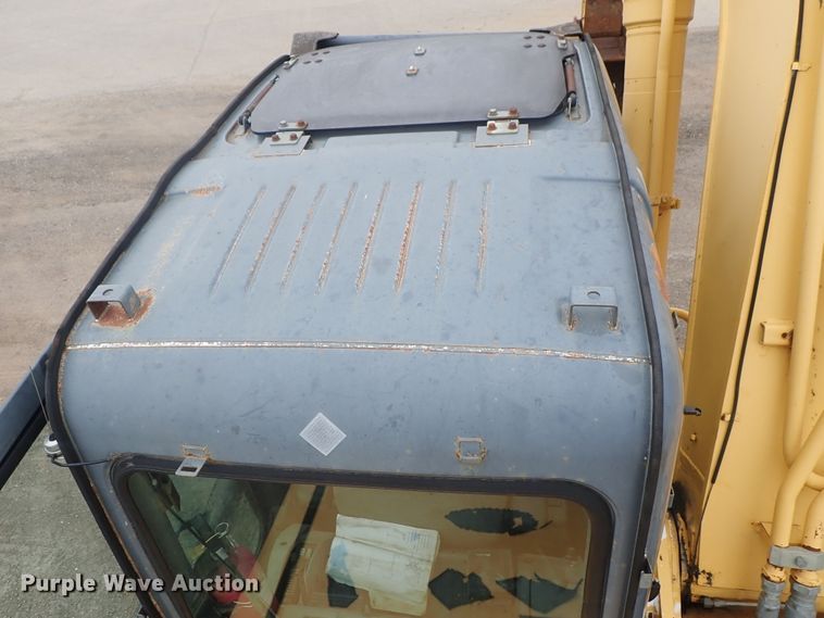 image for item DI4594 2005 John Deere 330C LC  excavator