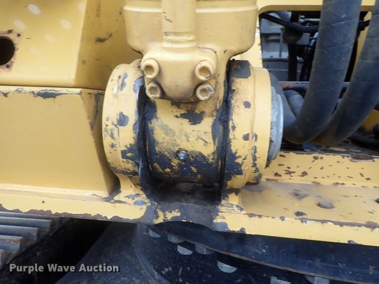 image for item DI4594 2005 John Deere 330C LC  excavator