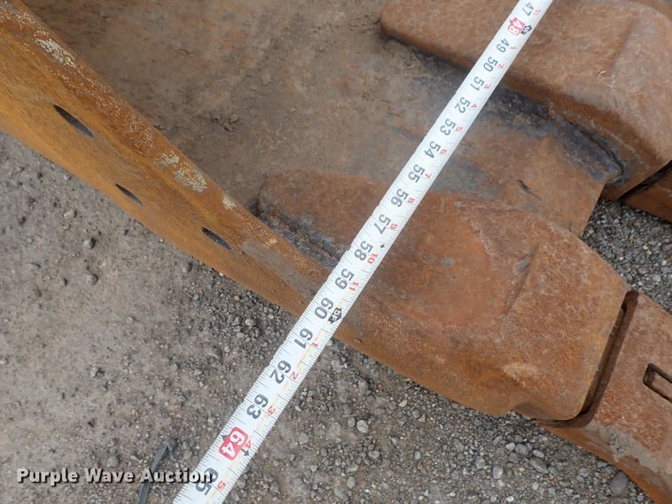 image for item DI4594 2005 John Deere 330C LC  excavator