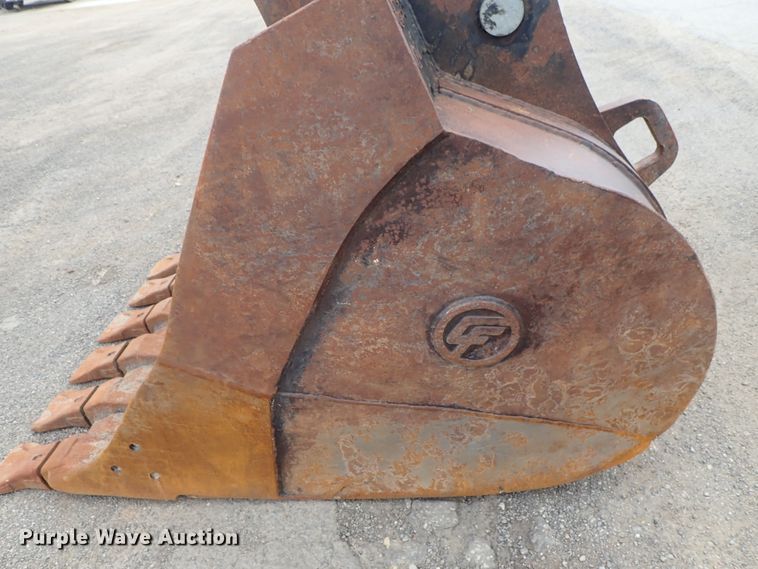 image for item DI4594 2005 John Deere 330C LC  excavator