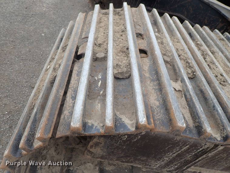 image for item DI4594 2005 John Deere 330C LC  excavator