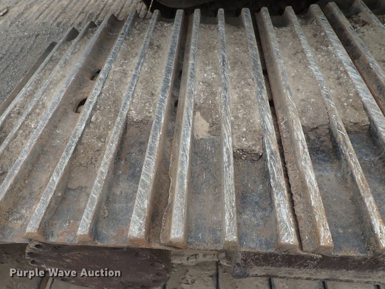 image for item DI4594 2005 John Deere 330C LC  excavator