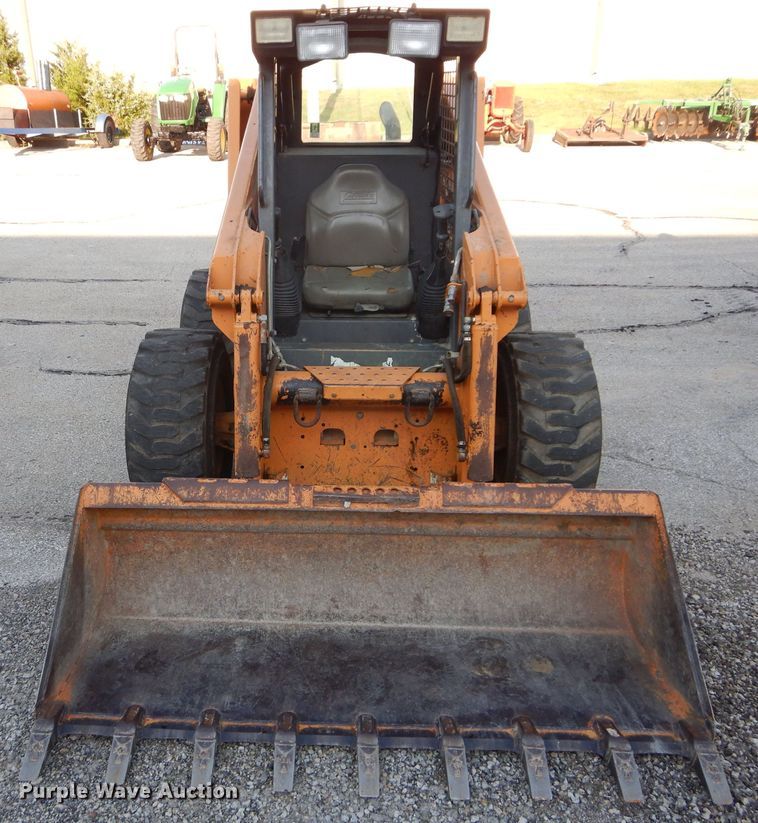 image for item DI8253 2004 Case 70XT  skid steer loader