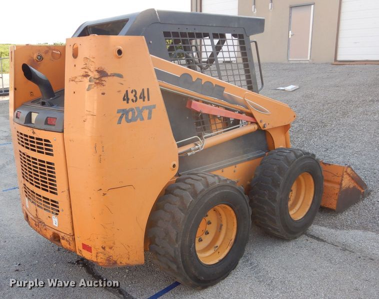 image for item DI8253 2004 Case 70XT  skid steer loader