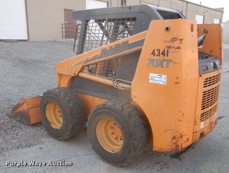 image for item DI8253 2004 Case 70XT  skid steer loader
