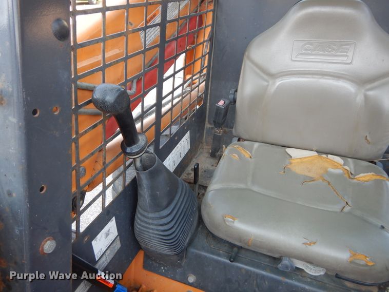 image for item DI8253 2004 Case 70XT  skid steer loader