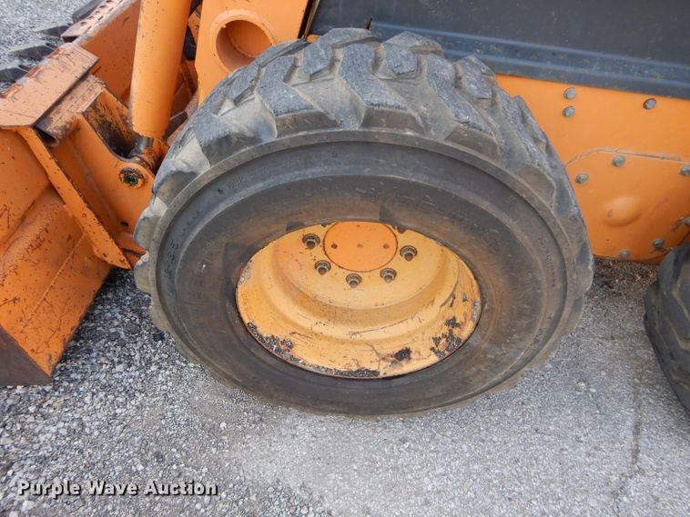 image for item DI8253 2004 Case 70XT  skid steer loader