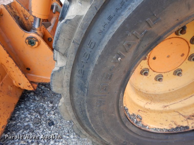 image for item DI8253 2004 Case 70XT  skid steer loader