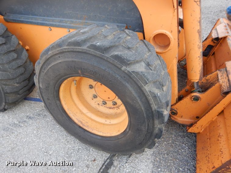 image for item DI8253 2004 Case 70XT  skid steer loader