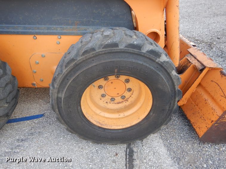 image for item DI8253 2004 Case 70XT  skid steer loader