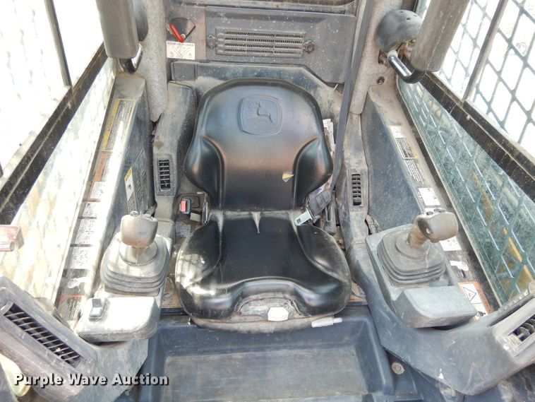 image for item DJ3486 2014 John Deere 333E  tracked skid steer loader