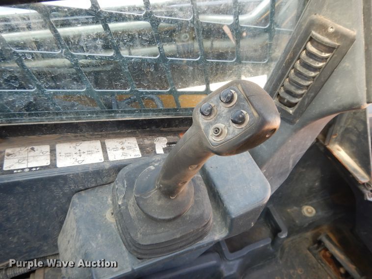 image for item DJ3486 2014 John Deere 333E  tracked skid steer loader