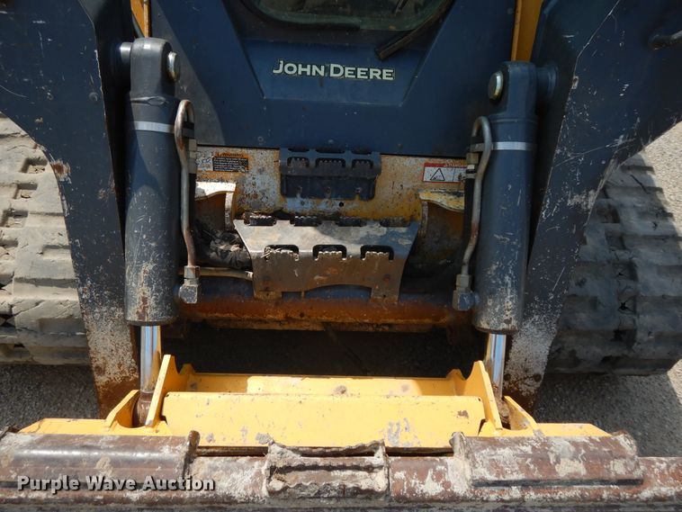 image for item DJ3486 2014 John Deere 333E  tracked skid steer loader