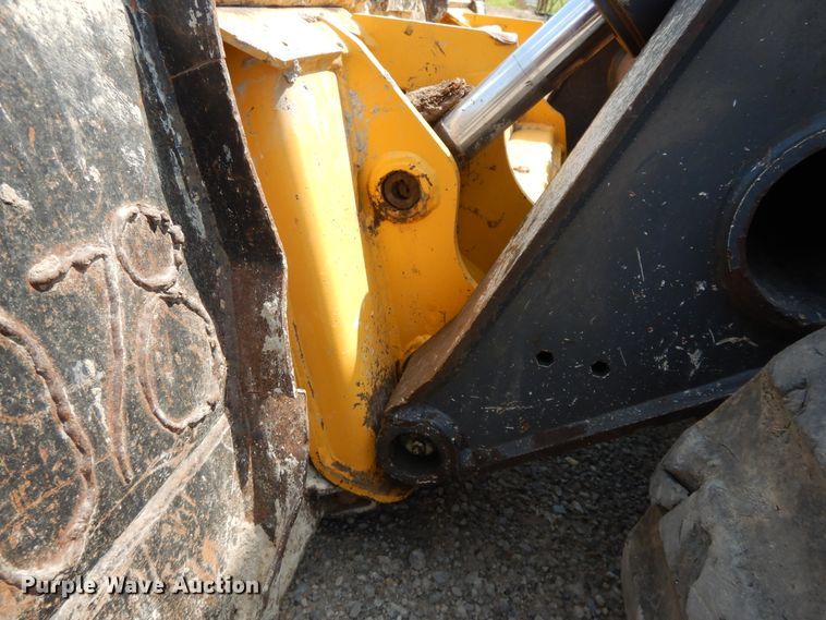 image for item DJ3486 2014 John Deere 333E  tracked skid steer loader